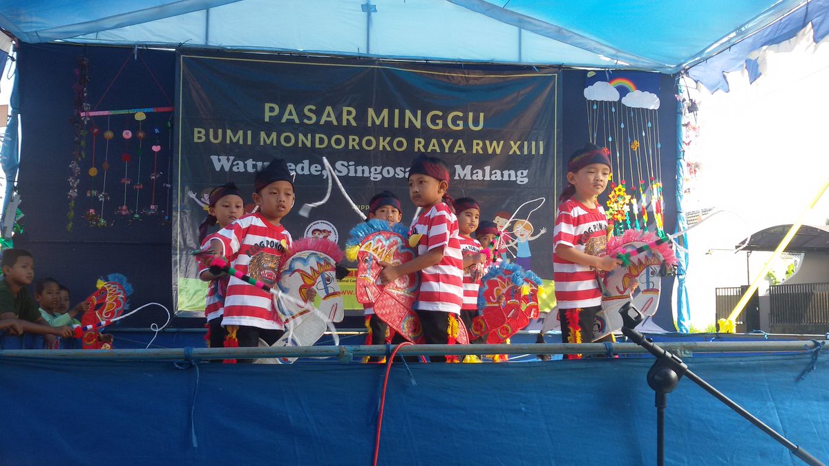 Acara yg diadakan Paud  " Permata Bunda " RW 13 di Pasar Minggu BMR Watugede Singosari <a href="/pak_rendra/">H. Rendra Kresna</a>