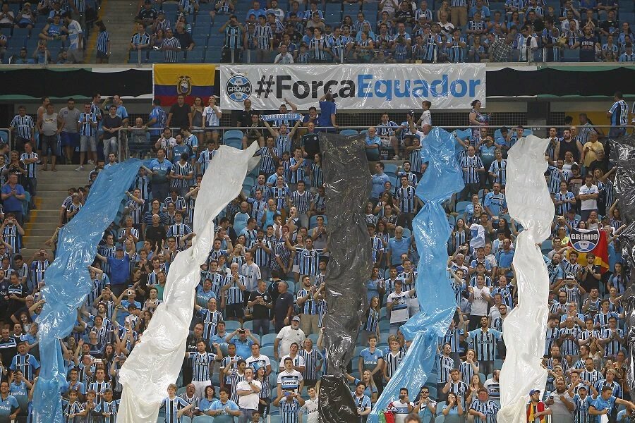 PepeGranizoC's tweet photo. Gracias amigos brasileños #FuerzaEcuador https://t.co/3X8fqInOwH