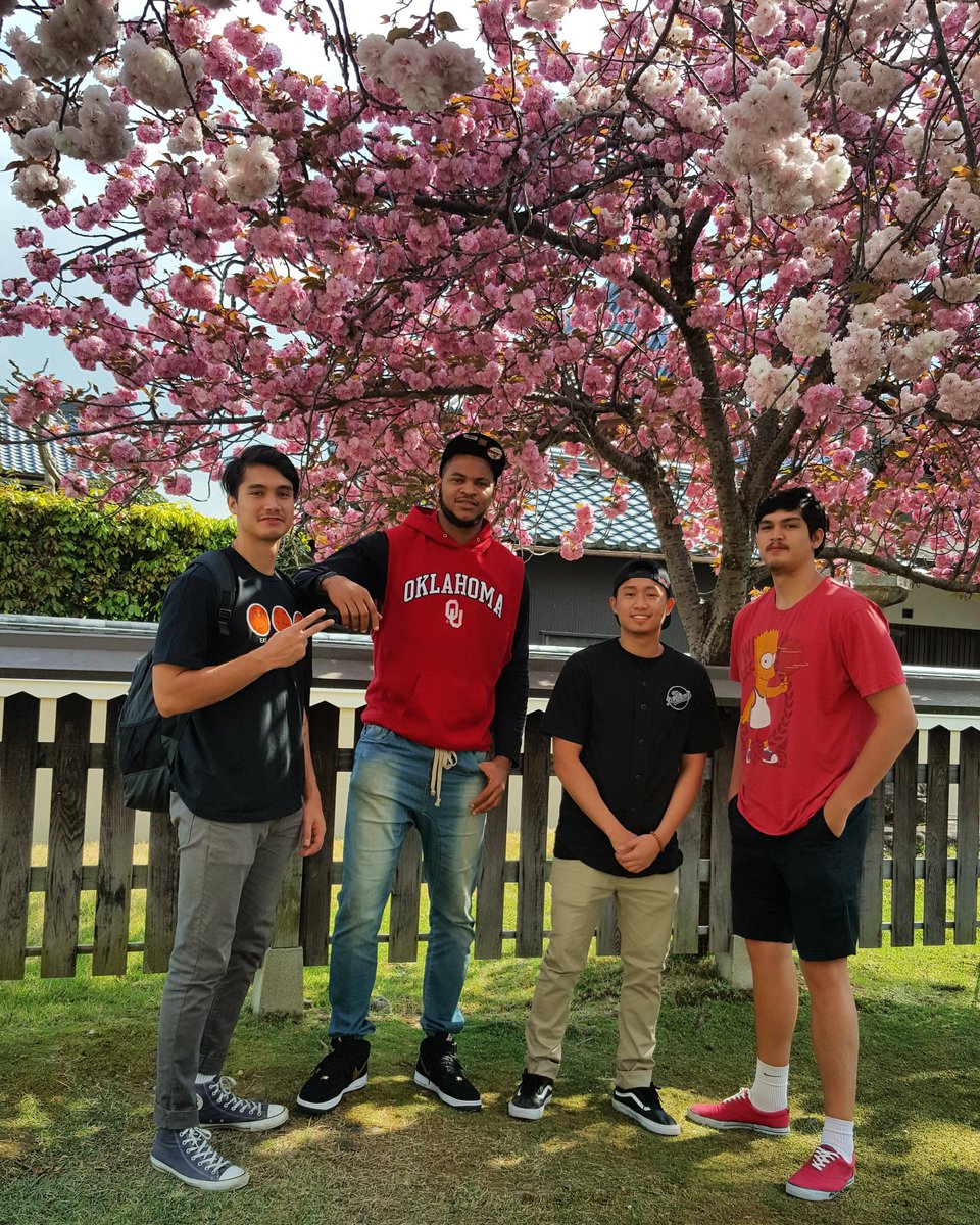 orizu_prince's tweet photo. THE HOMIES! Steve, Jojo and Ken #Weforeign #narapark #cherryblossomtree ๐ธ๐ธ #teamvacation ๐ช๐๐ #FEUMBT ๐ฐ #blessed ๐ https://t.co/Ixt2DF79Ej