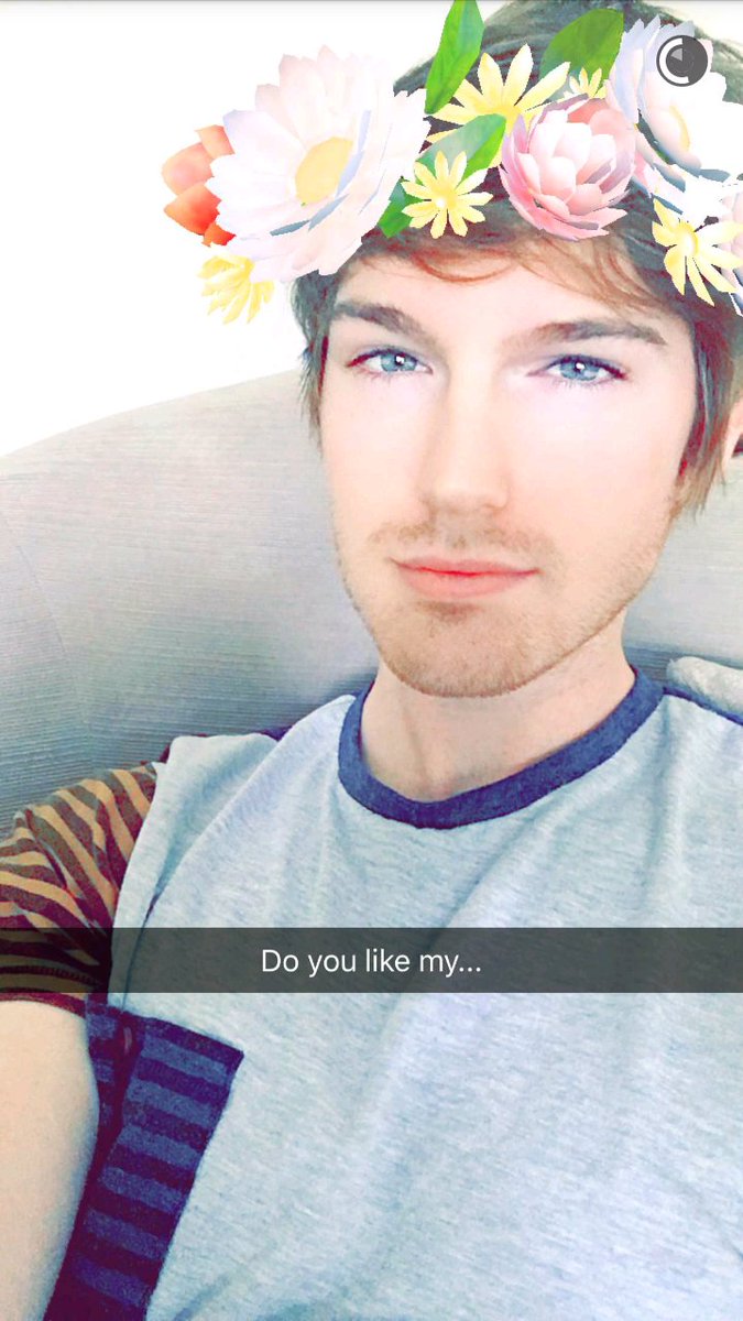 HoweLovers's tweet photo. @TannerPatrick you look amazing LOL https://t.co/4m8UswgnoN