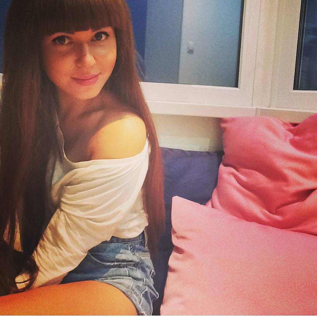 Savannahnaughty's tweet photo. Name:Сlara 
Age:19
Favorite Sexual Position:Reverse Cowgirl
Looking For:Date
https://t.co/s1ipdFNHU6 https://t.co/Te1xOsJs10