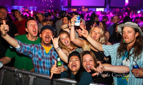 Coochipeace's tweet photo. THE END party Saturday, Apr 16, 2016.@MatTheAlien #WSSF2016 #wssf #Canada #Whistler https://t.co/BPne7kvlRY