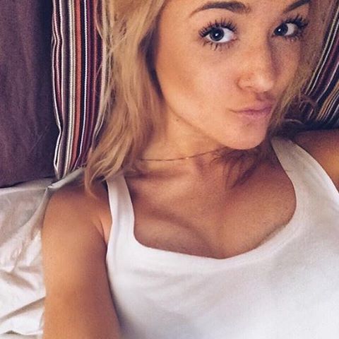 Savannahnaughty's tweet photo. Name:Cindy 
Age:21
Favorite Sexual Position:Edge of the Bed
Looking For:Boyfriend
https://t.co/yYdQ52RKem https://t.co/ljOtAjlvzZ