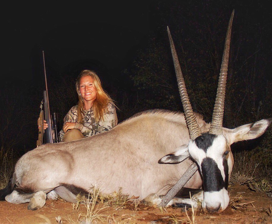 RachelAhtila's tweet photo. #takemebacktuesday to last years hunt in Namibia with @Mogwadiri! The @weatherbyinc #Vanguard was lethal👌🏻 https://t.co/46pmR7VveZ