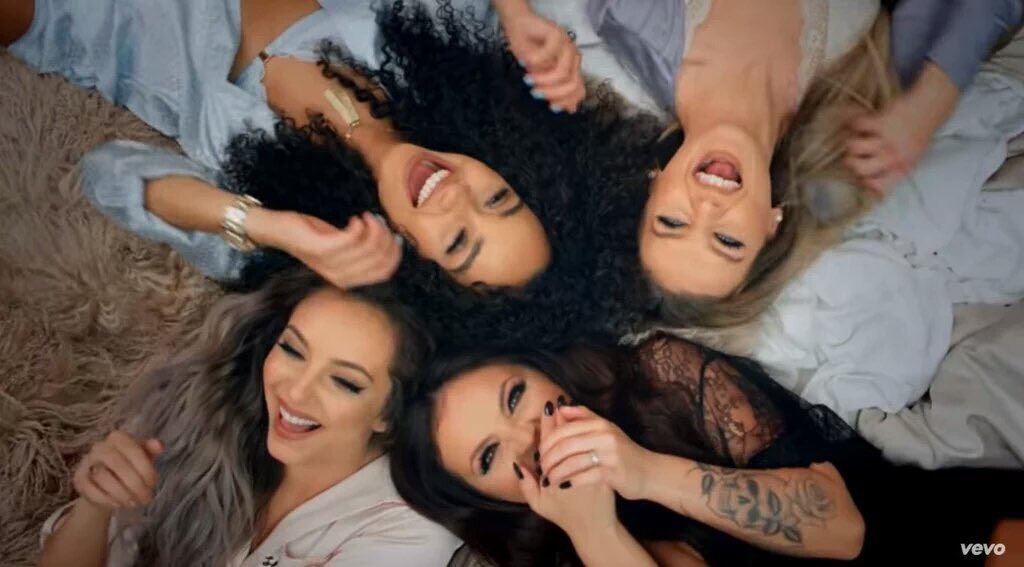 Perrie1DMixer's tweet photo. THE MOST LOVELY VIDEO , I LOVE IT!!!! β€οΈ u girls Are so pretty π #LittleMixHairVideo @LittleMix ilysmβ¨ https://t.co/XA47sTFMUq