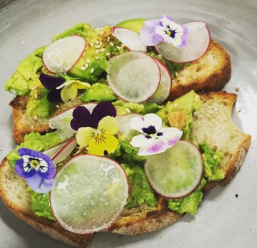 TheWatsonHotel's tweet photo. Avo on toast never looked so lovely. Dig in at Local Grind.
Image via @natalka83 https://t.co/HmGel2LDwa