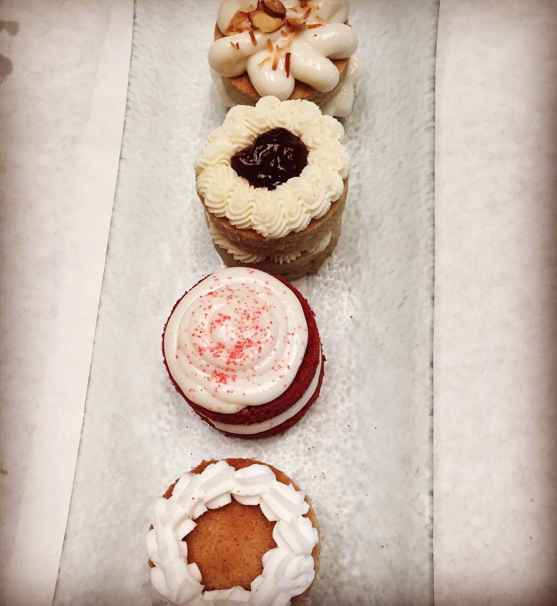 Vegan cake tasting#rockedit #foodissexy #northshoreoahu #waimeavalley