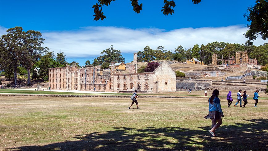 Port Arthur massacre 20 years on. How two survivors moved on after the tragedy yhoo.it/1VDm41P