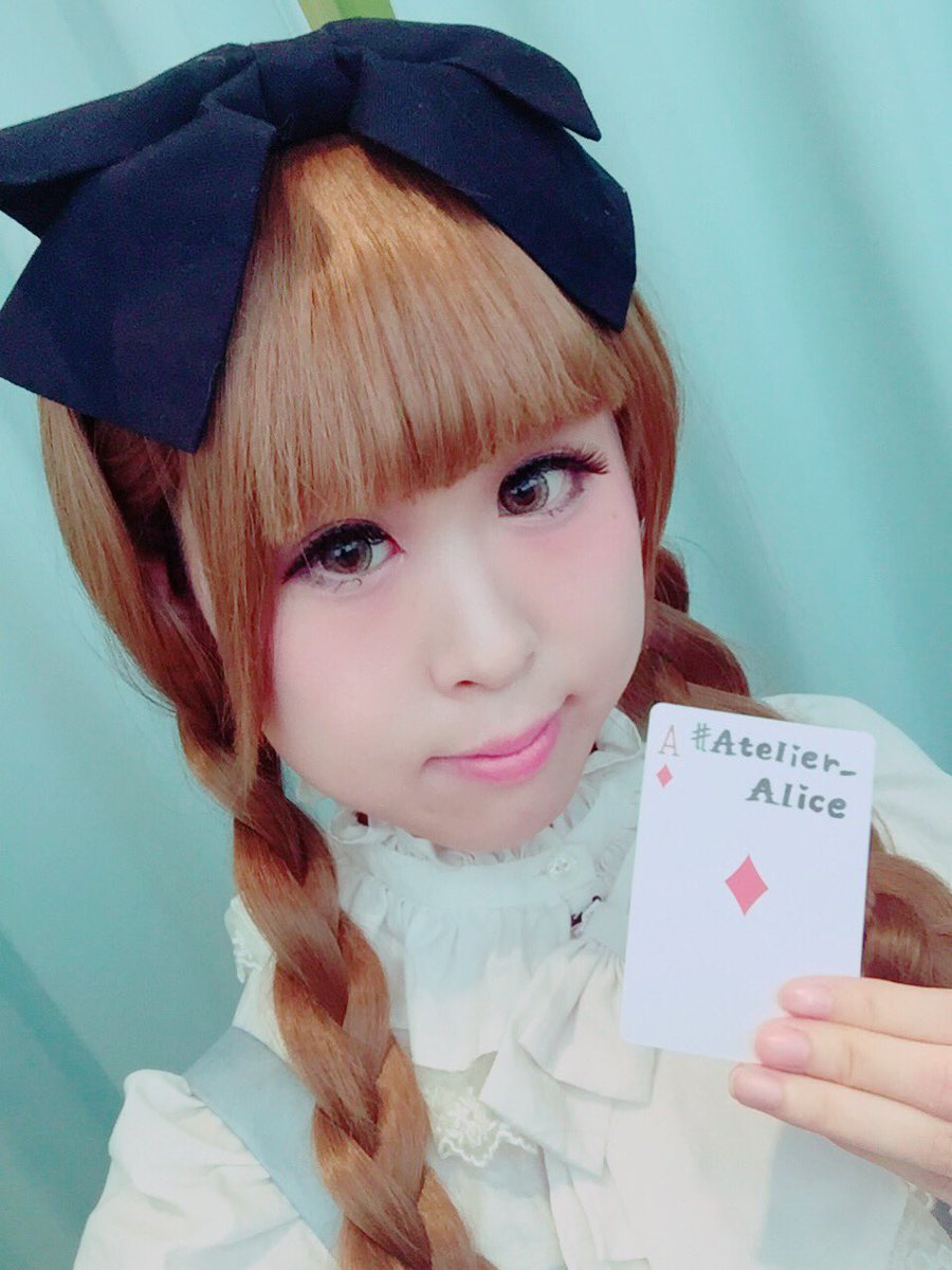 aipo_1031's tweet photo. この前またLapinusさんで撮っていただきました(*ꆤ.̫ꆤ*)♡♡
とっても可愛く撮っていただいてびっくりです。。。

アリス企画
またお写真のせよ〜〜〜(  *˙-˙*  )

#Lapinus #Atelier_Alice https://t.co/Hhrzgcu8y9