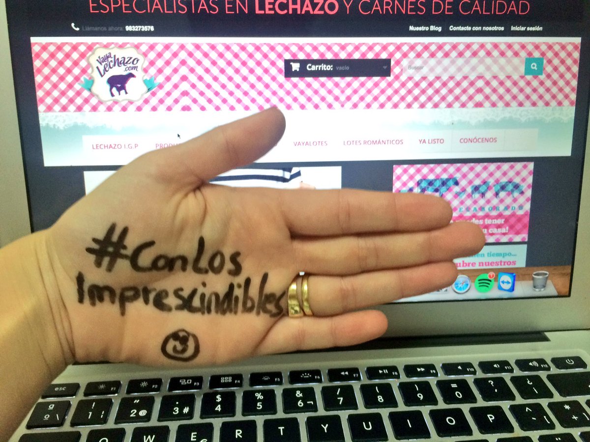 vayalechazo's tweet photo. #ConLosImprescindibles @FundlaCaixa @FBAValladolid #VelascoSelection&Vayalechazo con un granito de arroz o de carne. https://t.co/pGUHSRYJmF