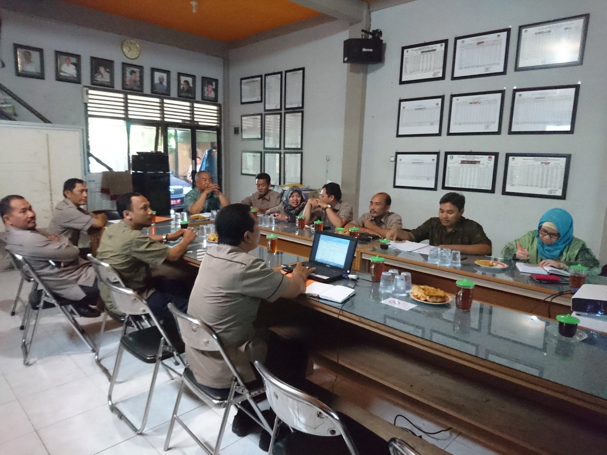 LAYANI AKSES INFORMASI, KPU GRESIK MAKSIMALKAN PPID
KPU Kabupaten Gresik kpud-gresikkab.go.id/v2/index.php/2…