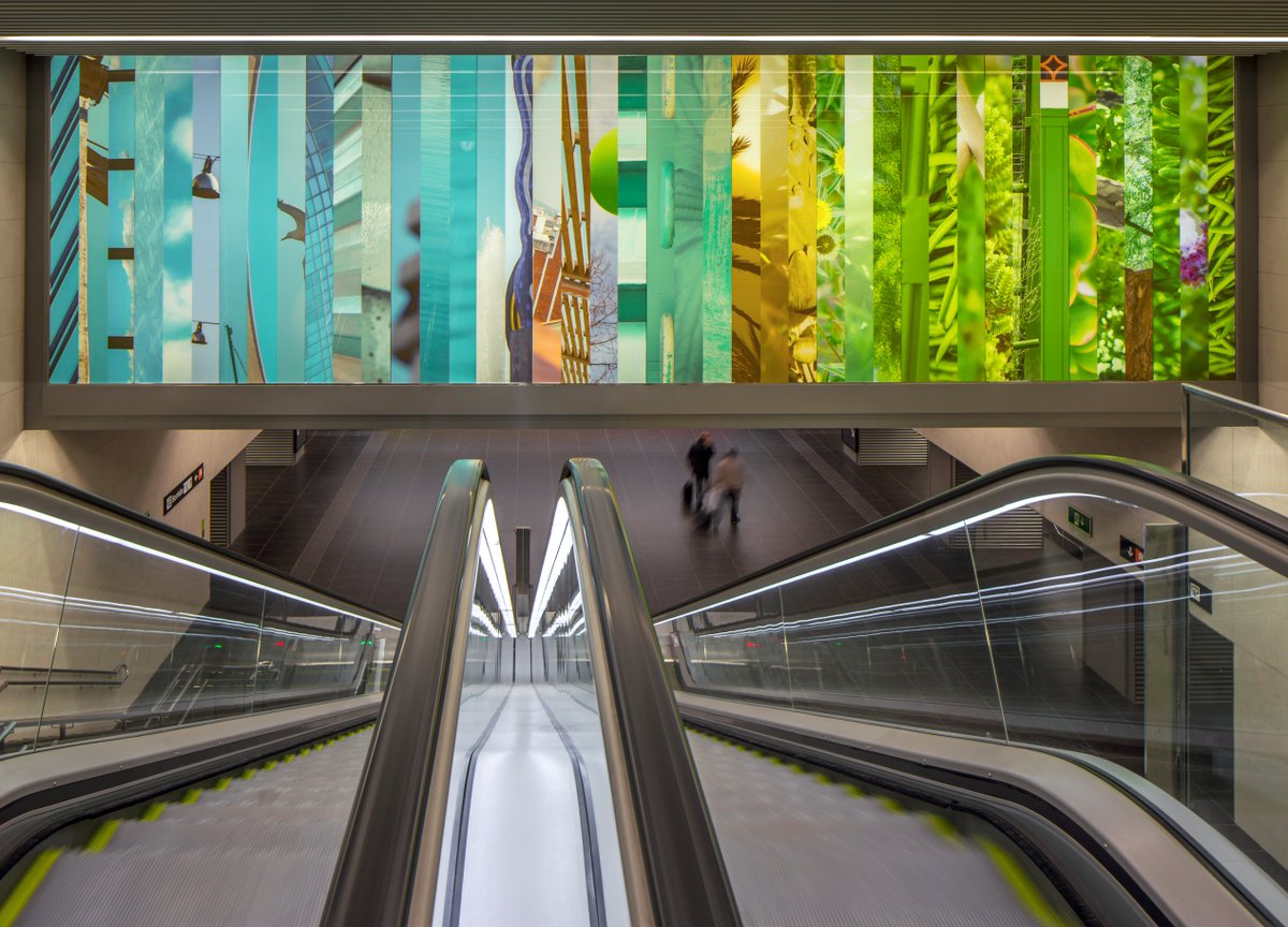¡L9 se pone en marcha!
Uno de los murales diseñados para la estación Intermodal de la nueva línea 9.
#Barcelona