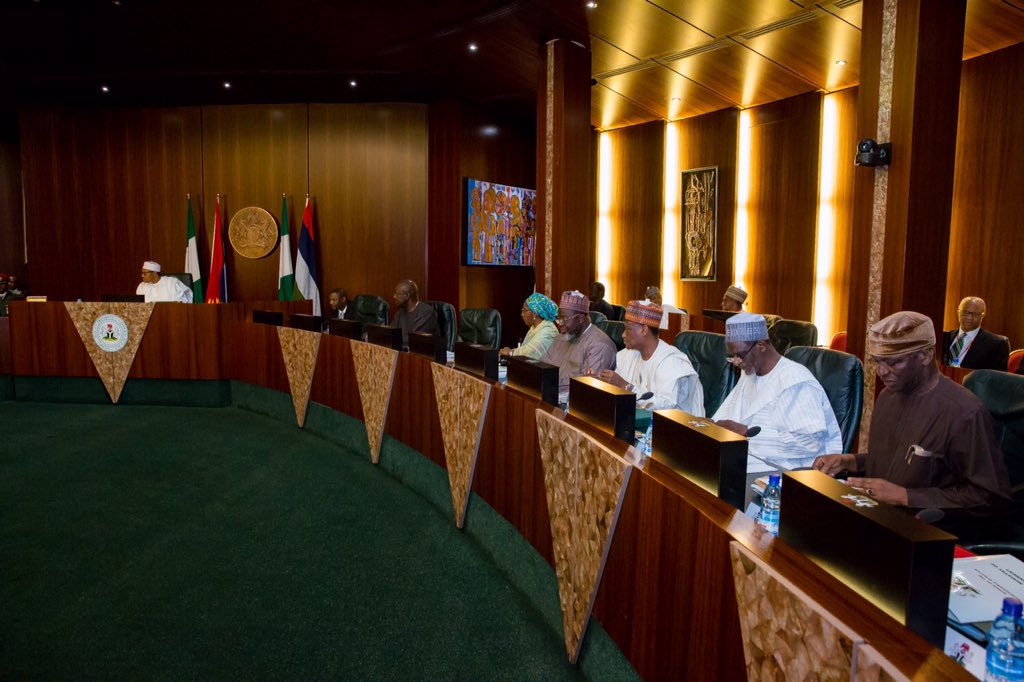 AyoOyalowo's tweet photo. President Buhari presides over Federal Executive Council Meeting (FEC) in Statehouse today 20th April 2016. https://t.co/1lfZZdTaIj