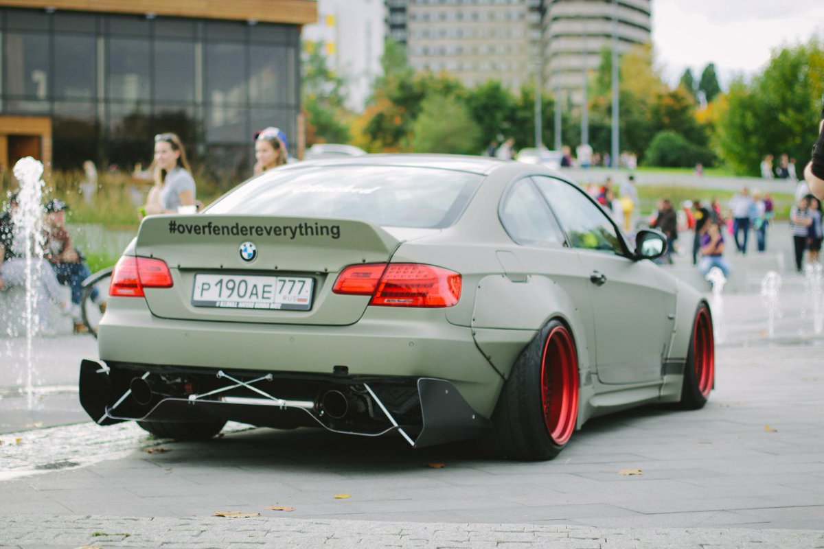 vip0_9's tweet photo. 街拍 宝马(BMW) E92 https://t.co/ZxLqVAR0kM