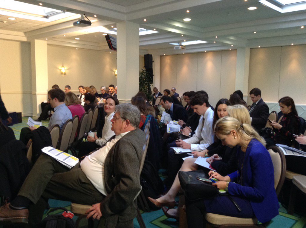 MartensCentre's tweet photo. Full house for Panel 3 on the #refugeecrisis at #netatwork https://t.co/gPxqiIhYZX
