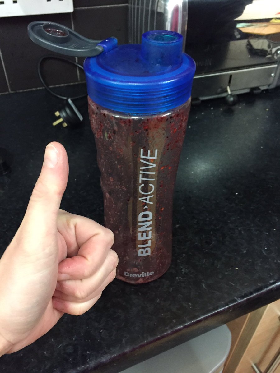 Second day that the amazing Mrs Sparks has bought me in a smoothie! #Awesomemanager <a href="/Steph_Sparks29/">Steph Sparks</a>