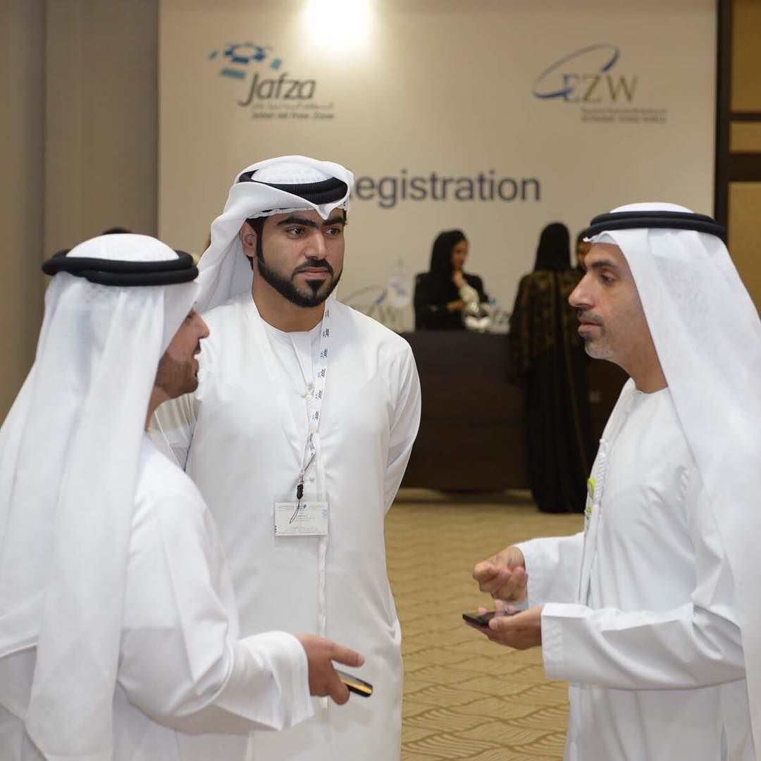 jafzadubai's tweet photo. Pre-event networking at the Jafza Customer Forum for the FMCG and Food Industry. #JafzaDubai #dubai #dxb #customerr… https://t.co/RGHcuQk0fU