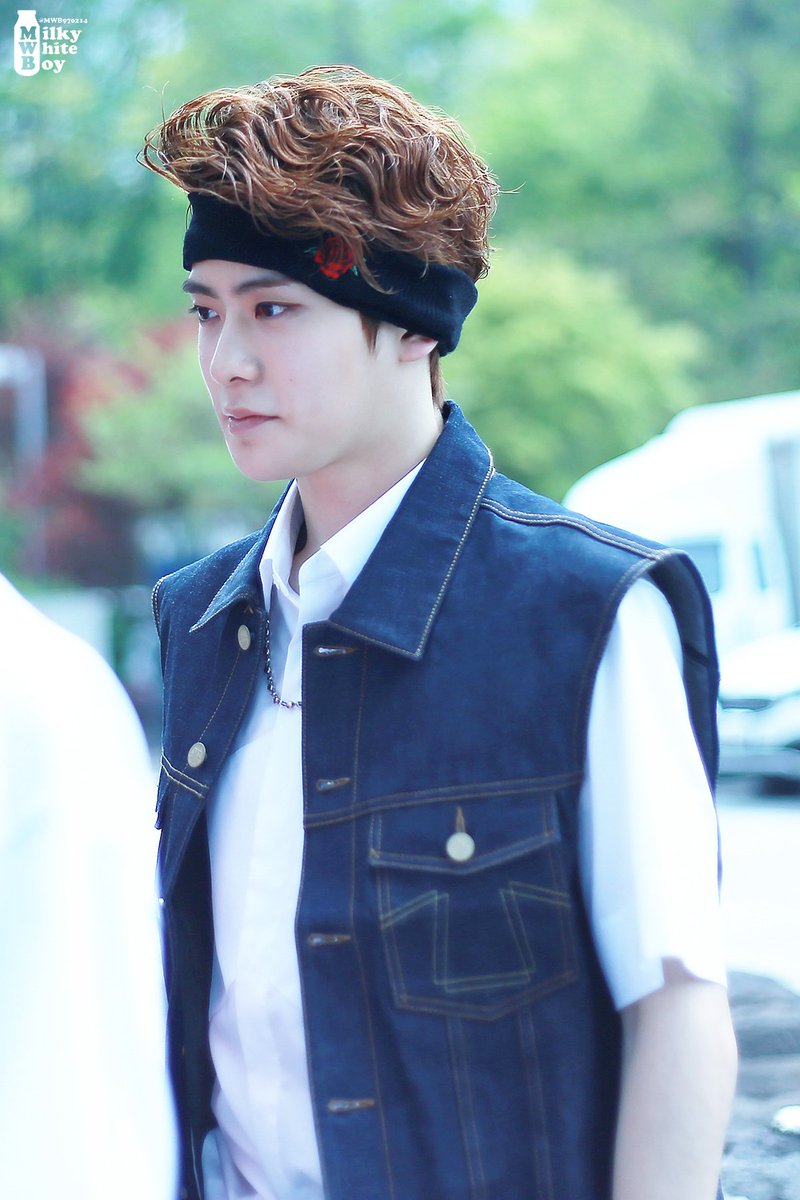 MWB970214's tweet photo. 160420 컬투쇼 출근 #NCT #재현 #JAEHYUN #NCTU 
https://t.co/6tZU11YRHc https://t.co/3Mwx2ho2hx