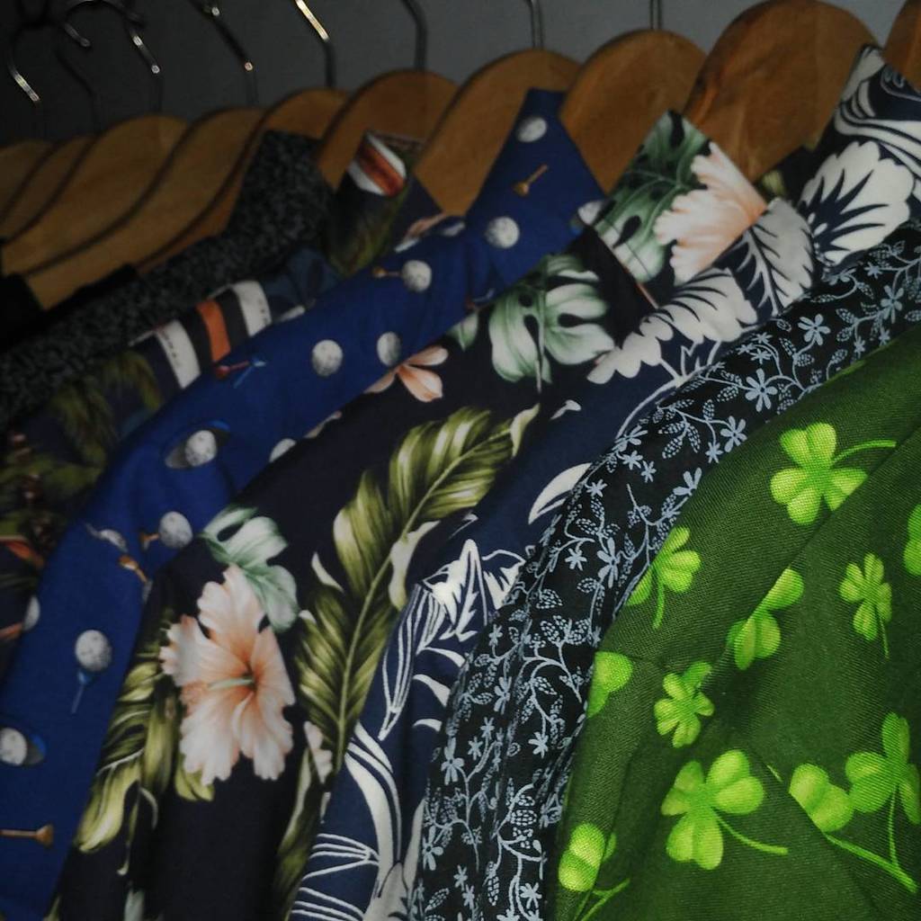 iwearAUGUST's tweet photo. Holiday shirt series are available now! Check on our acc instagram iwearaugust &amp; ibuyaugust for shopping. https://t.co/THFdBylOIV