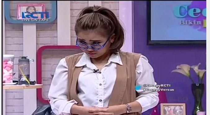 IMAAwards_ID's tweet photo. Yuk dengarkan tips Move On dr Miss Cecepedia @aytingnew92 #CecepyVersus https://t.co/nGiJf9a3gD