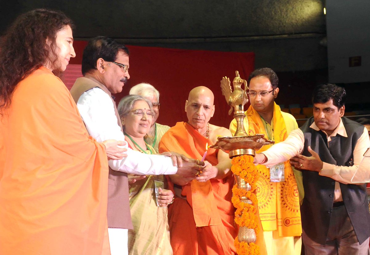 BJPLive's tweet photo. MOS for AYUSH (Independent Charge) Shri @shripadynaik inaugurated the Intl Yoga Festival, in New Delhi. https://t.co/HCfdtOh1s2