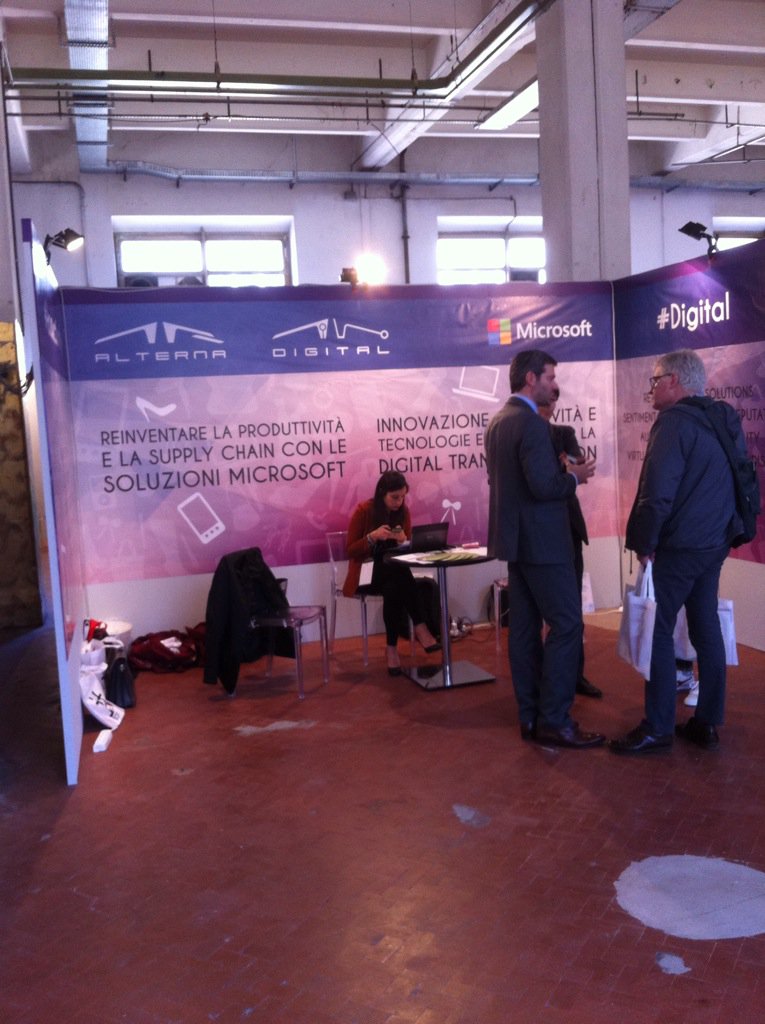 MrTheo_G's tweet photo. @AlteaDigital &amp; @AlternaSrl innovation and creativity solutions @it4fashion 2016 #iot #ar #vr #sentimentanalysis https://t.co/OoY4Jg08D7
