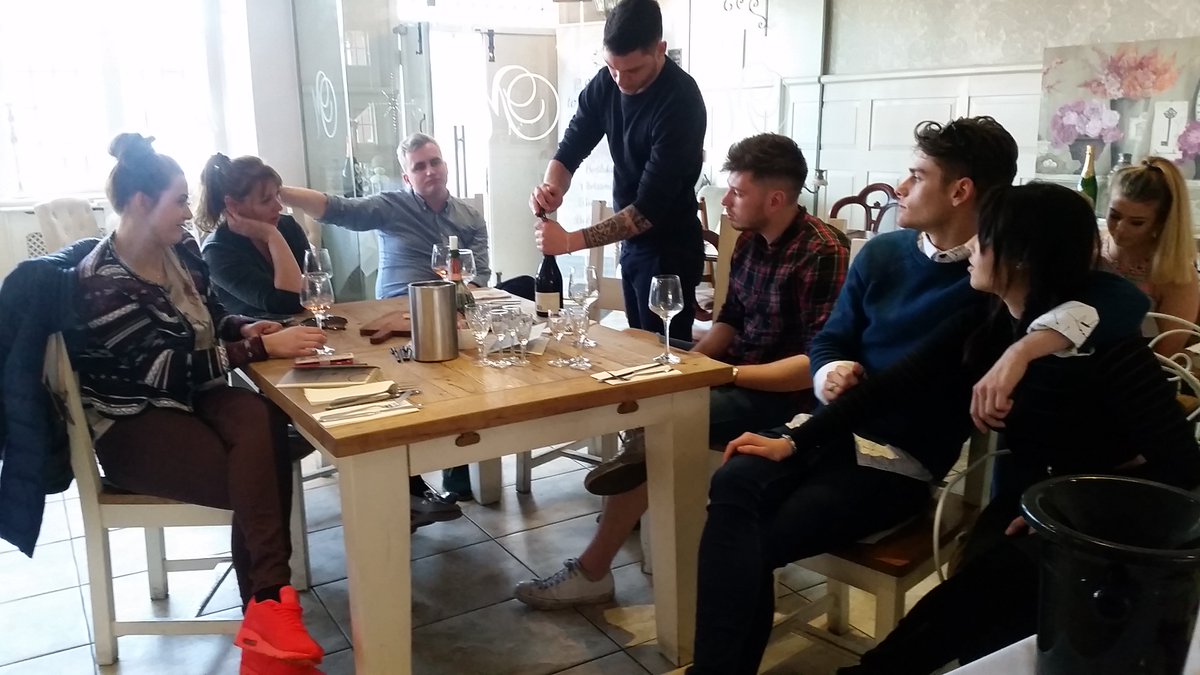 MajComm_NE's tweet photo. A great Confidence in Wine training session @maisonmesamis Favourites = Cuvée des Familles Sauv-Viognier &amp; Primitivo https://t.co/JAzAGa6Zh9