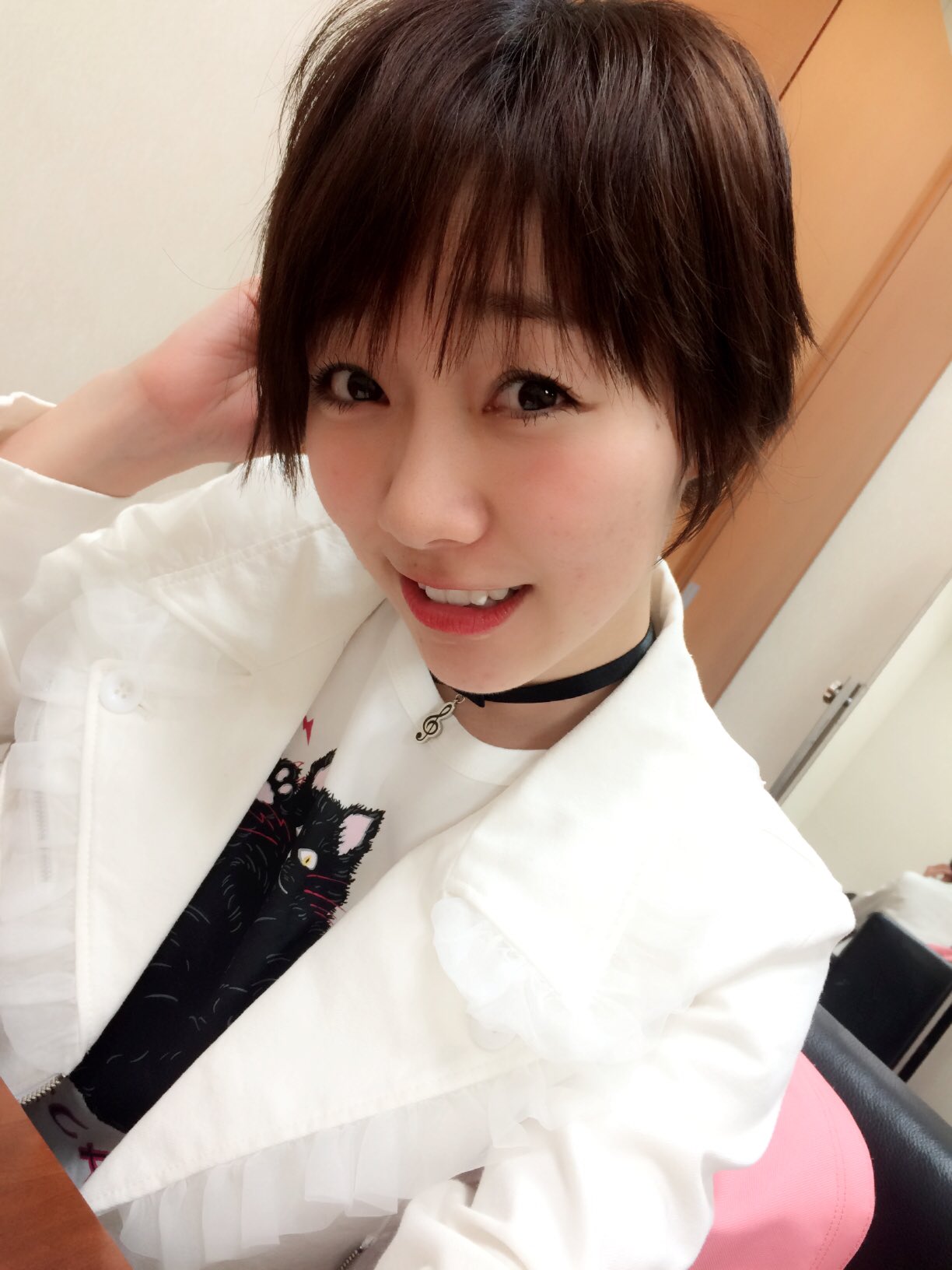 須田亜香里 Ske48 男の子を演じるにあたって人生で1番短く髪を切りました ネットニュースには男の子っぽいメイクと髪型を載せていただいているから こっちには女の子っぽいのを載せますね Akb49 ショートカット 須田亜香里 T Co