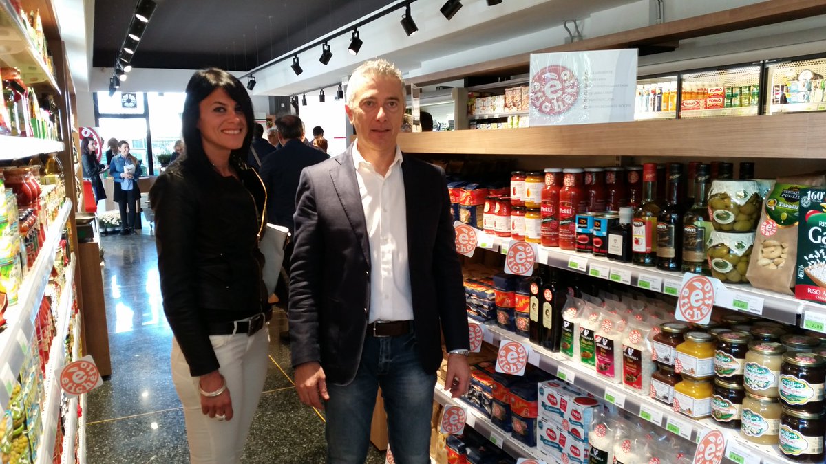 cercarisparmio's tweet photo. .@Lalimentari_PDO "#etichetto cambia il tuo modo di mangiare" by @AlsidoMauro @Coralis_PDO https://t.co/XPdpK7mlIu