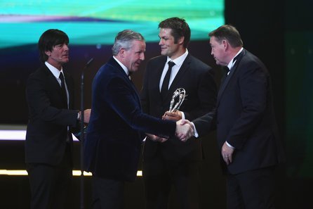 WildOutSoulja's tweet photo. Serena Williams, Novak Djokovic others win at 2016 Laureus World Sports Awards https://t.co/NtCikmAT4K https://t.co/hD90gKJK7J