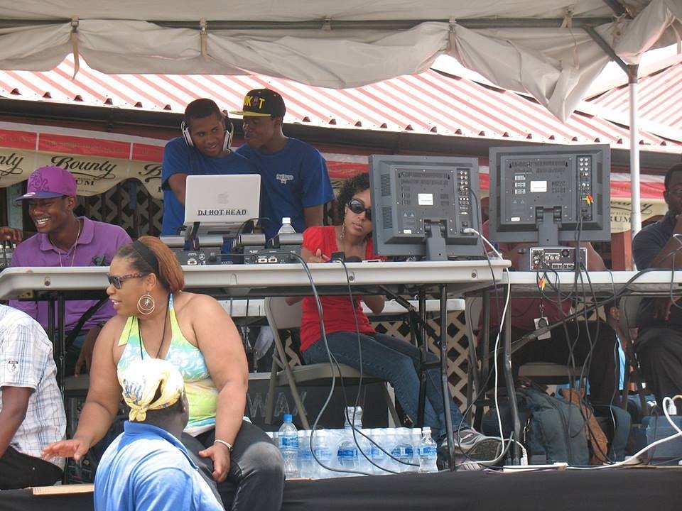 HOTHEAD758's tweet photo. For bookings: 7587258743 #teamhothead #realsounds #email.djhothead@outlook.com https://t.co/AG0vGLjRNl