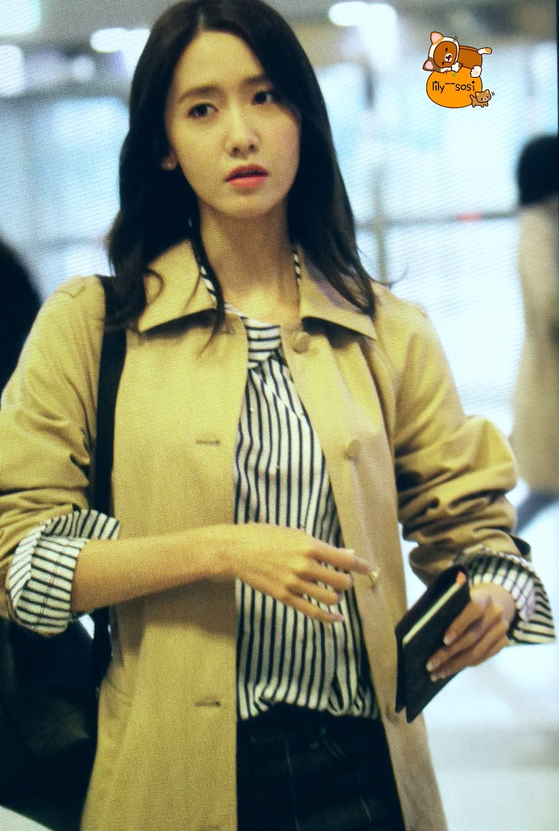 [PIC][20-04-2016]YoonA trở về Hàn Quốc + Đáp chuyến bay sang Nhật Bản dự sự kiện "Louis Vuitton Exhibition" vào chiều nay CgelSBiVIAAMs-i