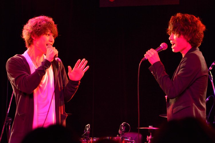 ViViDColorsSP's tweet image. [!] Ya ha sido anunciado el ganador de la audición que se hizo para ver quien sería el... fb.me/4C8WHnDJ3