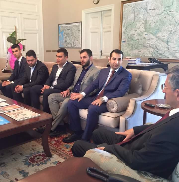 akgenclikmanisa's tweet photo. 1⃣GK İl Başk. Ender Gök ve İl Başk. Yard. ile birlikte Manisa Valimiz Erdoğan Bektaş'ı Makamında ziyarette bulunduk. https://t.co/zYM76e8kaY