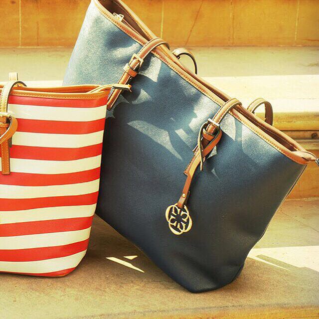 Add a carefree vibe to your fashion quotient with these stylish Ceriz totes! 
#BoldStripes #Red&White #Spaciousbags