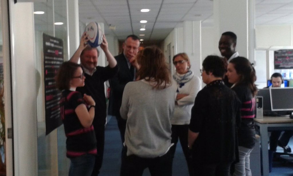 pprcxv's tweet photo. Au #pprcxv le ballon reste en mouvement @MAIF https://t.co/VY5BYq3LwV