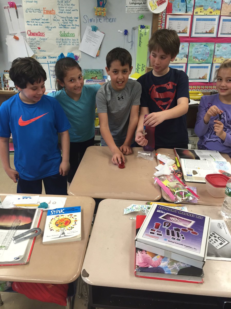 mguardino420's tweet image. Feel the magnetic force! #magnetism #funwithmagnets @BLE_Chiefs