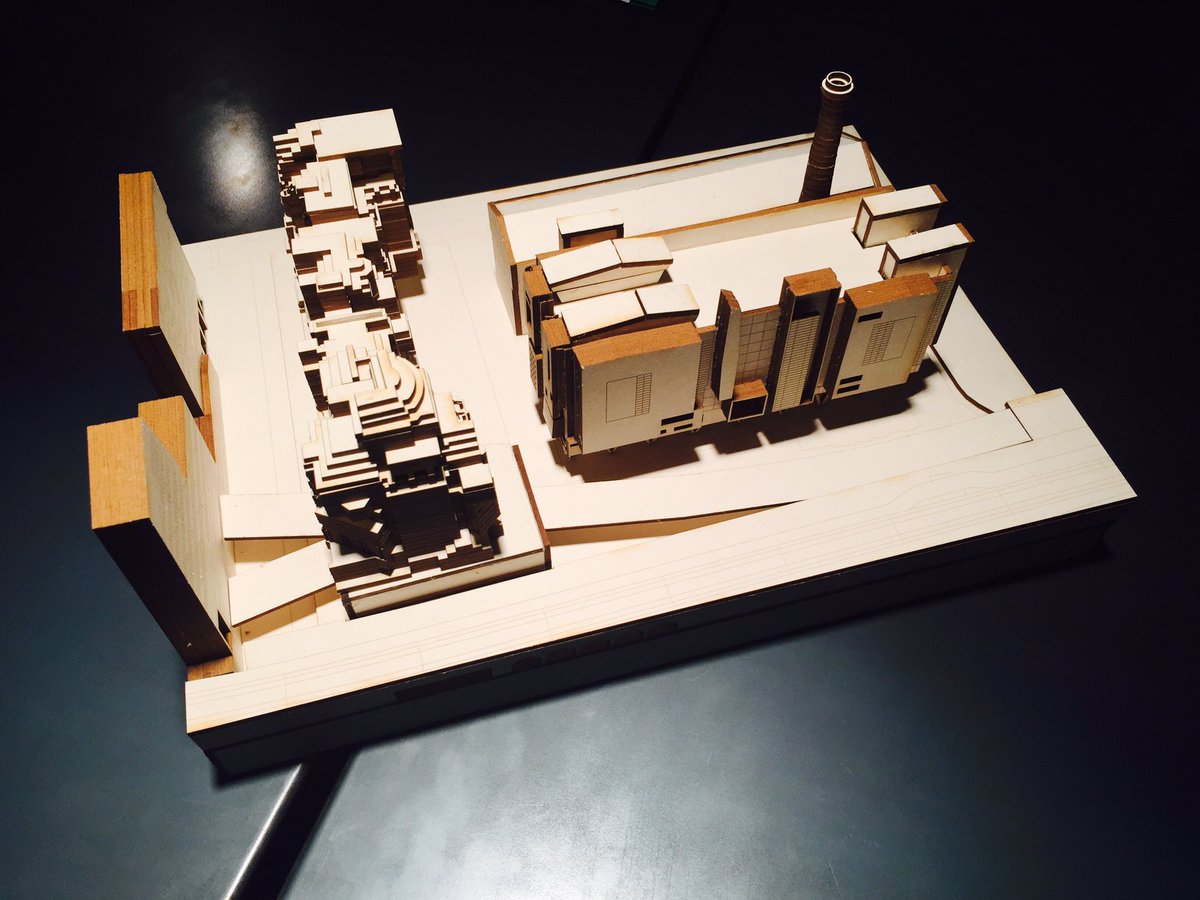MarinTrottin's tweet photo. Avant/Après 😤 Help! Aidez-nous à retrouver maquette de notre projet pour #reinventerparis volée @ Arsenal #TeamArchi https://t.co/yl6ZpNcGNx