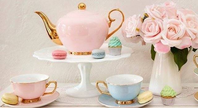 BasilSheilsBar1's tweet photo. Afternoon Tea ~ Sat 30th April ~ Call 028 37 538647  #LittleLuxury #OnceaMonth #AfternoonTea https://t.co/GIubAHtKlf
