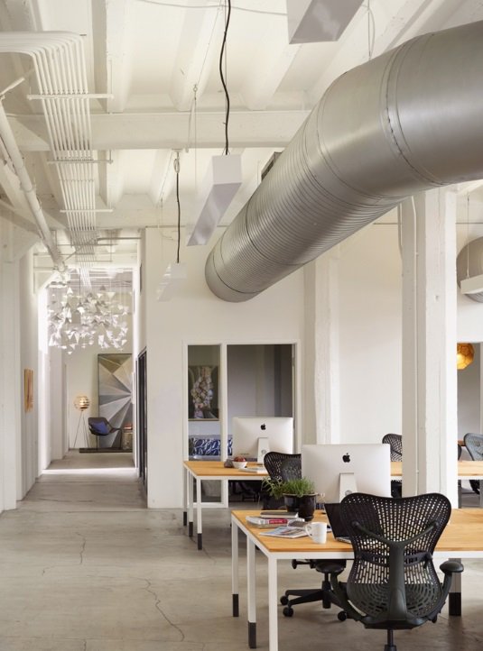 DeskOfficeInt's tweet photo. #BeInspired by intricate #details at Hightail: https://t.co/TPvn7iFBA5 #origami #officespace #cooloffices https://t.co/sJgo2uwnG8