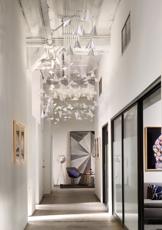DeskOfficeInt's tweet photo. #BeInspired by intricate #details at Hightail: https://t.co/TPvn7iFBA5 #origami #officespace #cooloffices https://t.co/sJgo2uwnG8