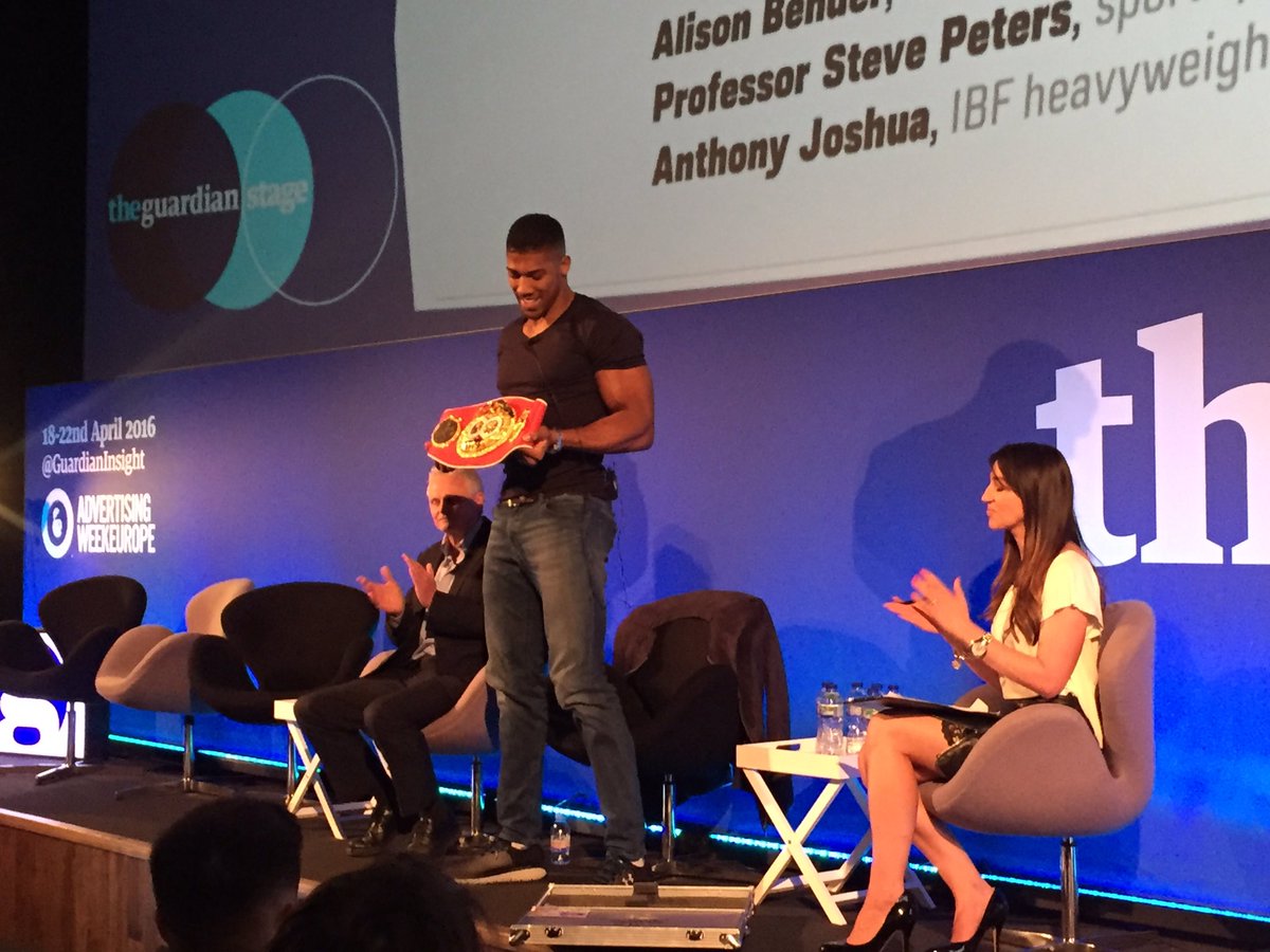 AC CHENU tweet media