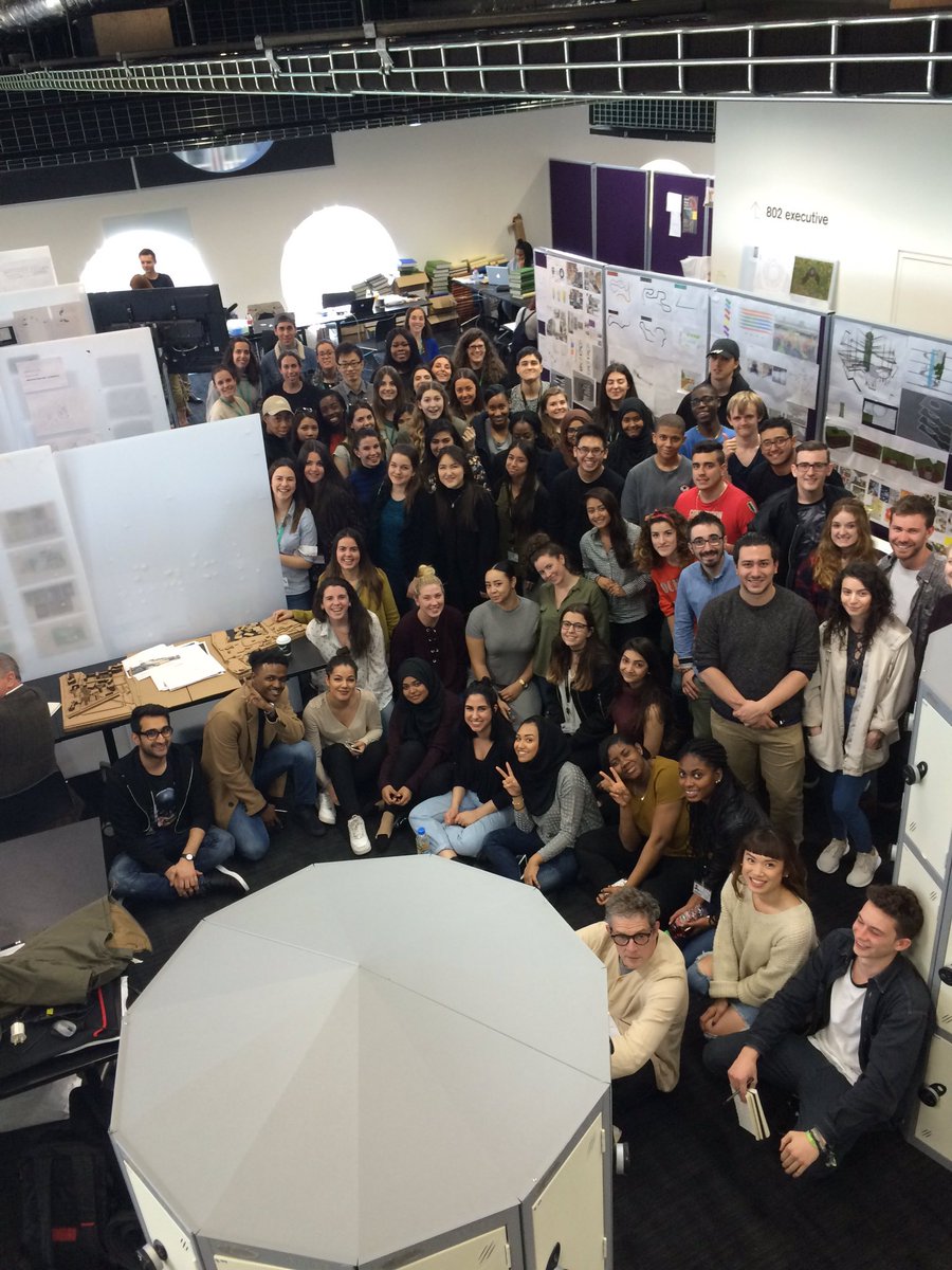 f_layton's tweet photo. @IDEArch_RAVE @esne.es@RavensbourneUK @IOI_rave presentation  day , https://t.co/WrIS5ku0Md