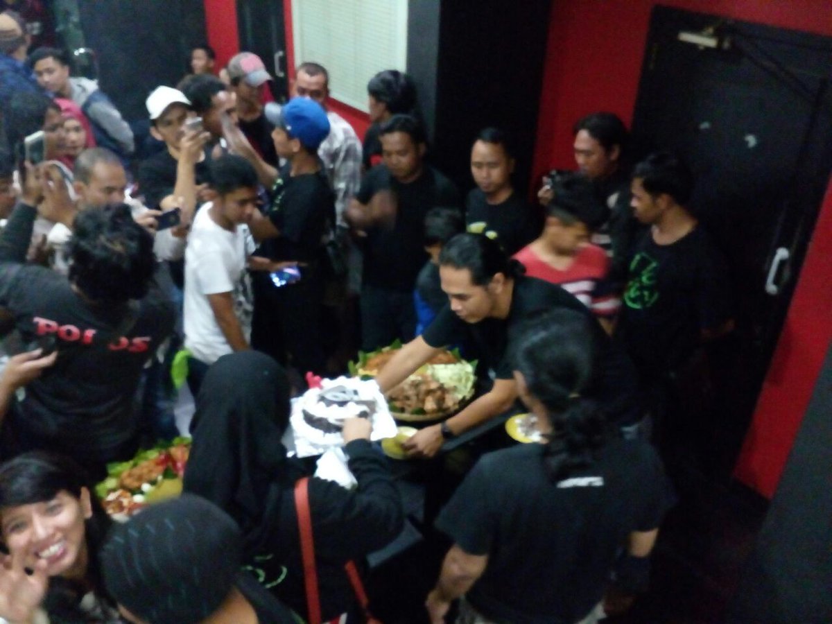 Dari BIP untuk semua yang FENOMENAL menemani kami dari awal hingga sekarang. ThanksYou #BIP16Tahun