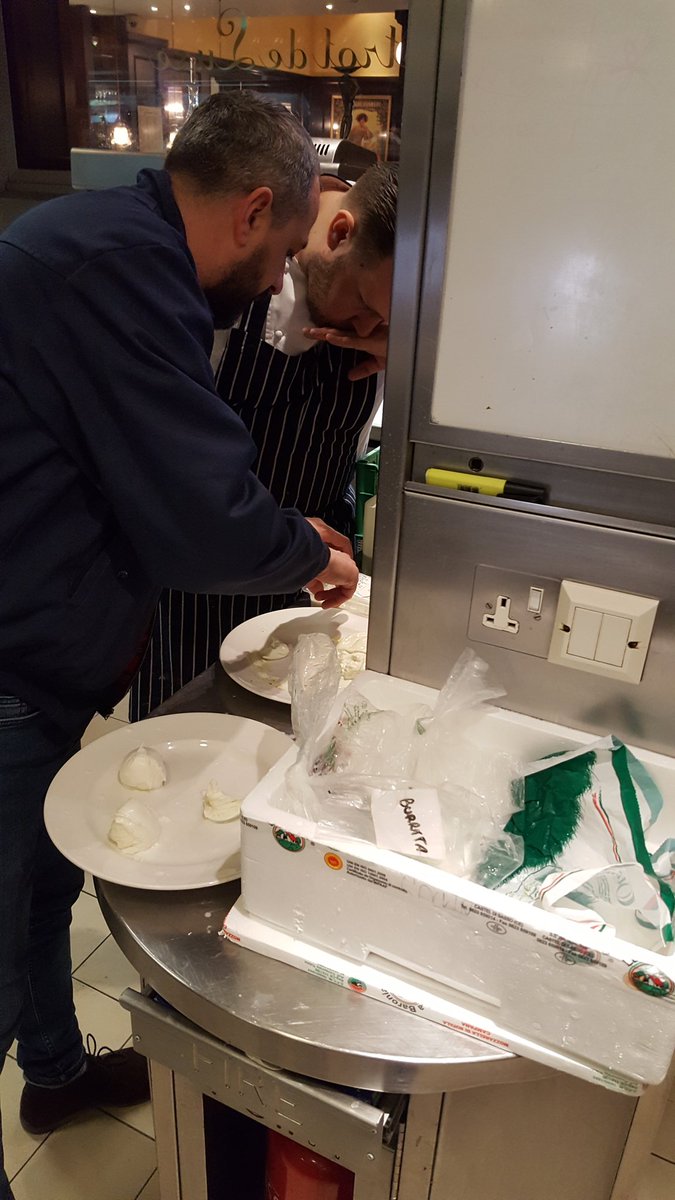 Wow This tastes amazing  Less than 24hr old Burrata <a href="/bistrotdeluxe/">Bistrot de Luxe</a> <a href="/tom_tucker_duff/">Tom Duffill</a> <a href="/Galvin_brothers/">Galvin Restaurants</a>
