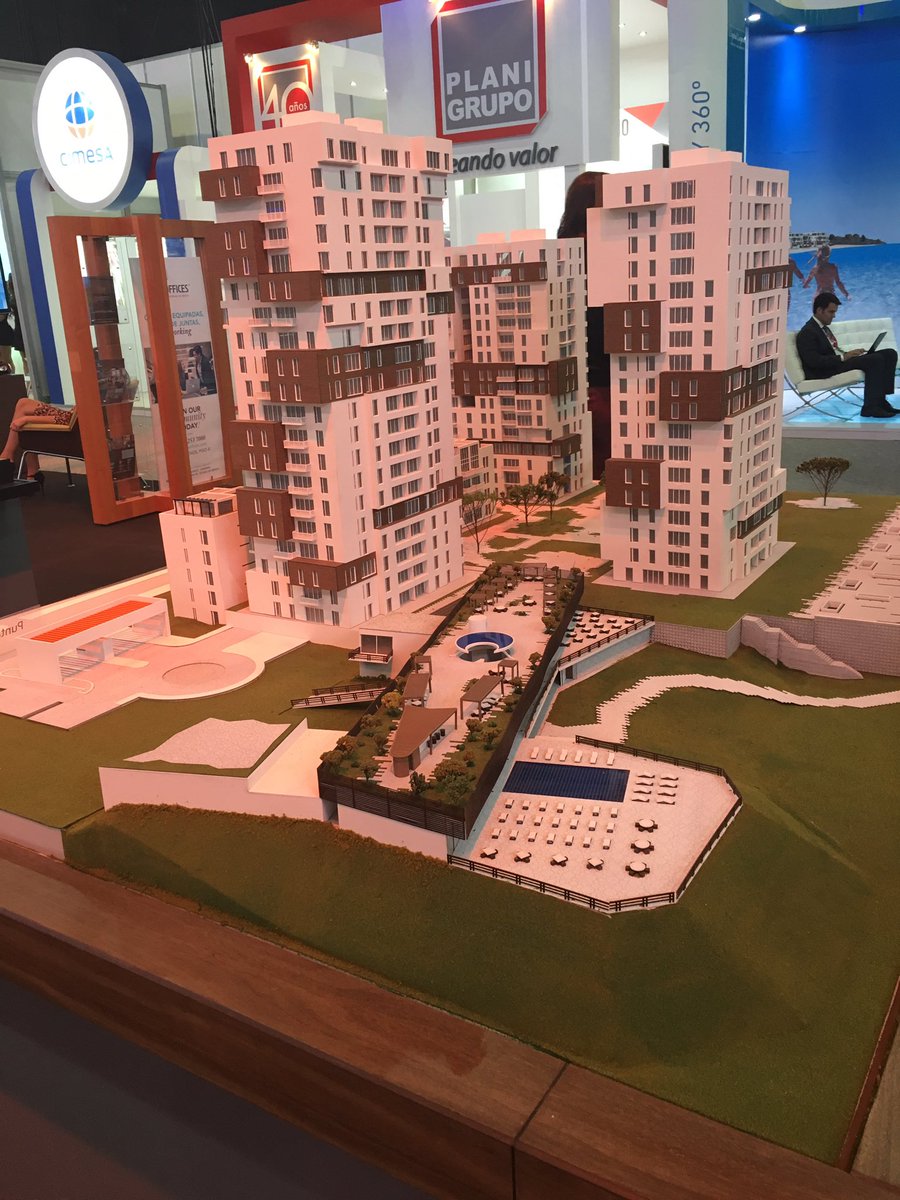 enconcreto's tweet photo. #TRES2016 | Presentación de Metrópoli en maqueta. Desde el @RealEstate_Mx @ADI_MEXICO @planigrupo https://t.co/q98HqBgHDn