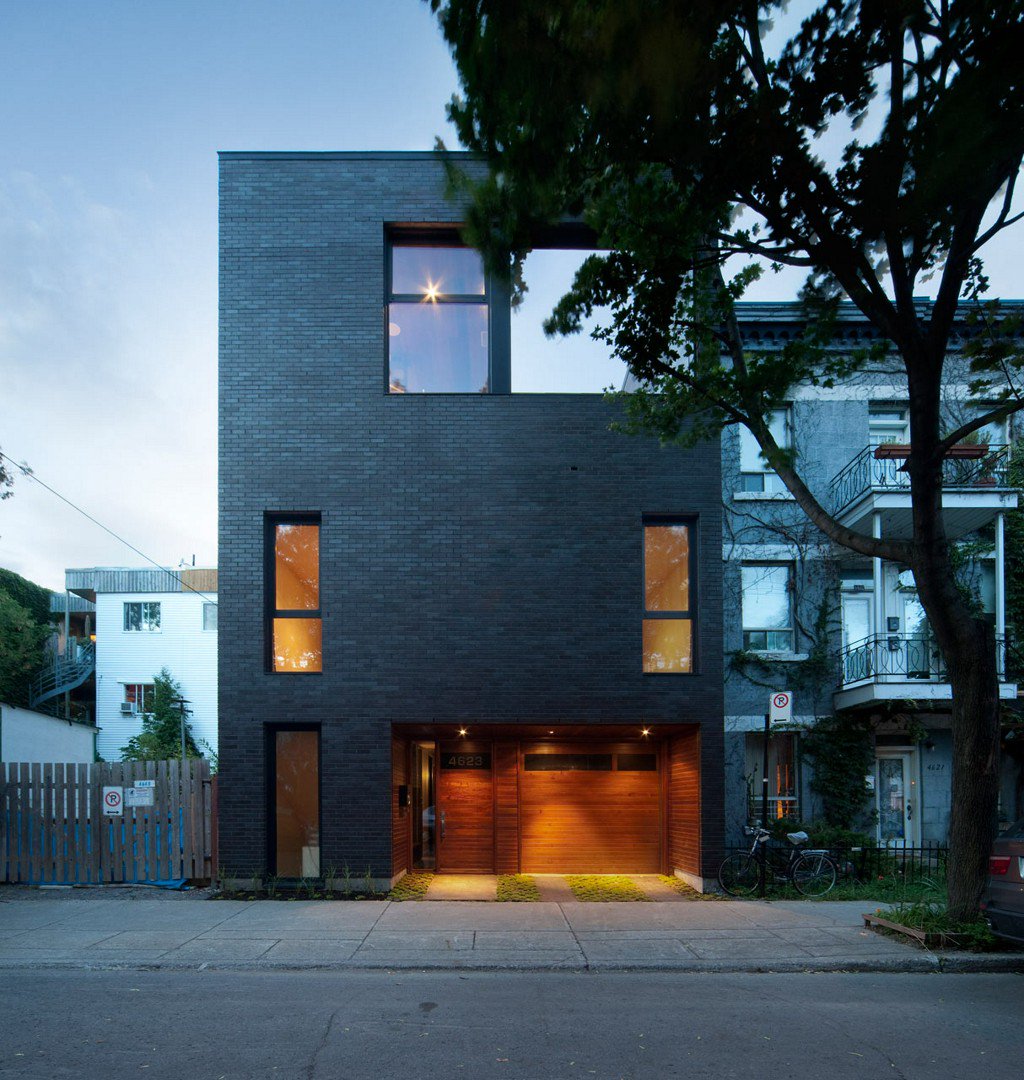 designmilk's tweet photo. Houses that Share One Lot in Montreal  https://t.co/WTUPohsh3Y #fromthearchives https://t.co/g7rVCpro2q