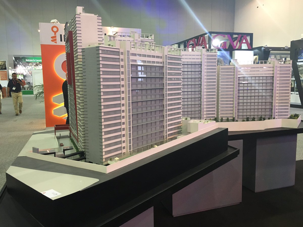 enconcreto's tweet photo. #TRES2016 | Aquí en @RealEstate_Mx @HIRCASAMEXICO presenta su Arquitectura. https://t.co/5SFLFtQqYx