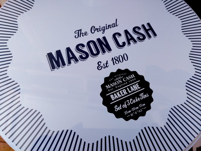 CookabilityShop's tweet photo. Baker Lane from #MasonCash #Rayware #WottonunderEdge #storage #CakeTins #kitchenaccessories https://t.co/nfbrJvxoVB