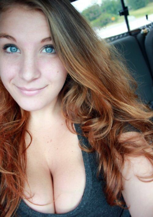 ChelsieTapley's tweet photo. Lets hang out tonight.  https://t.co/b0xa8wy5F9 https://t.co/n9S6roEkBk